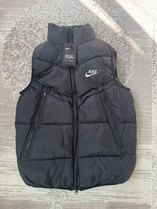 Жилетка Nike Black