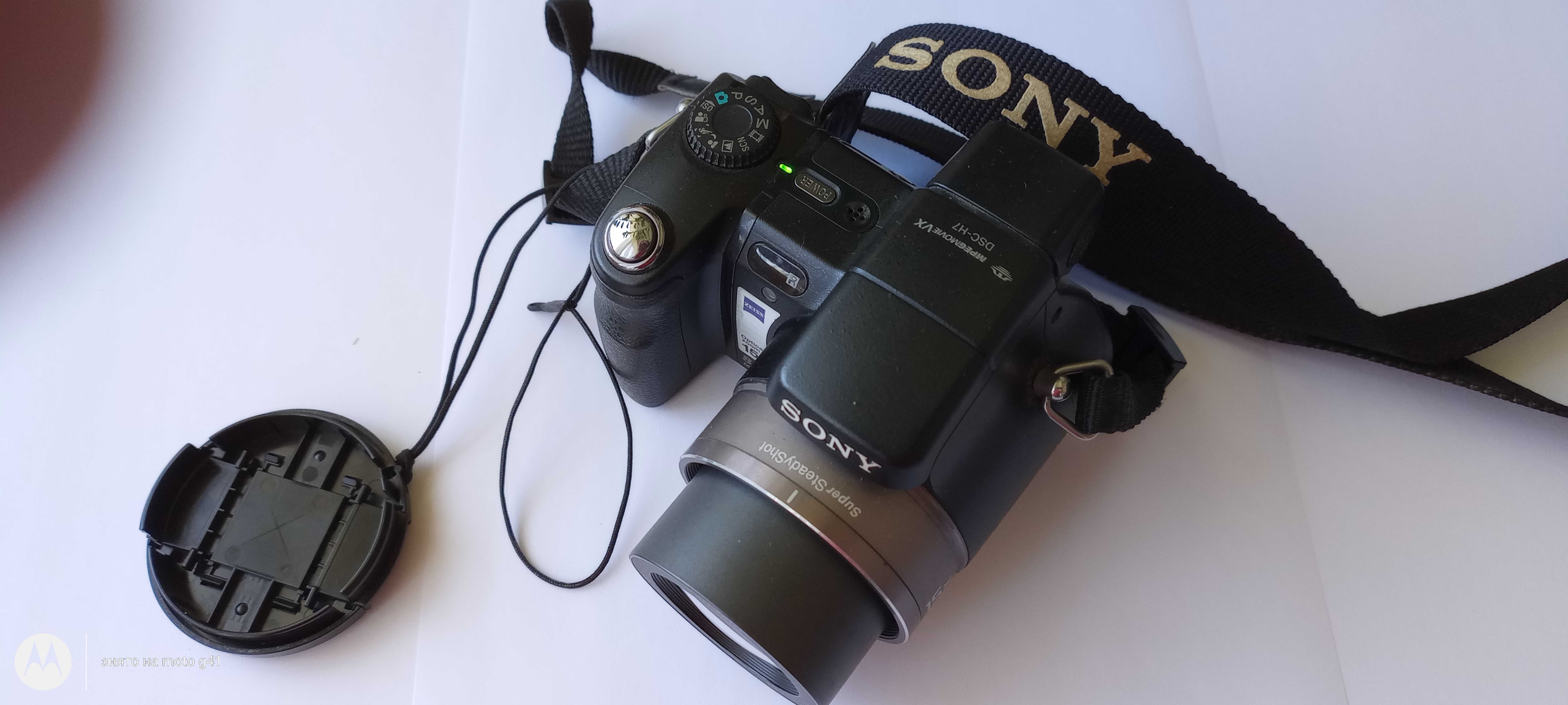 Фотоапарат Sony DSC H7