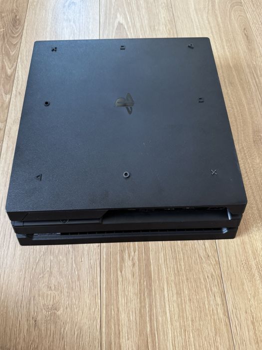 Sony PlayStation 4 pro остання ревізія CUH 7216B