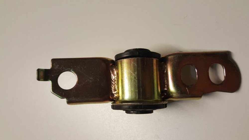 TULEJA TYLNA WAHACZA PRZEDNIEGO MAZDA  Prawa  TYLNA DOLNA MAZDA 323 C/F/S IV 89-94  Z-9208,B455 34 46XA