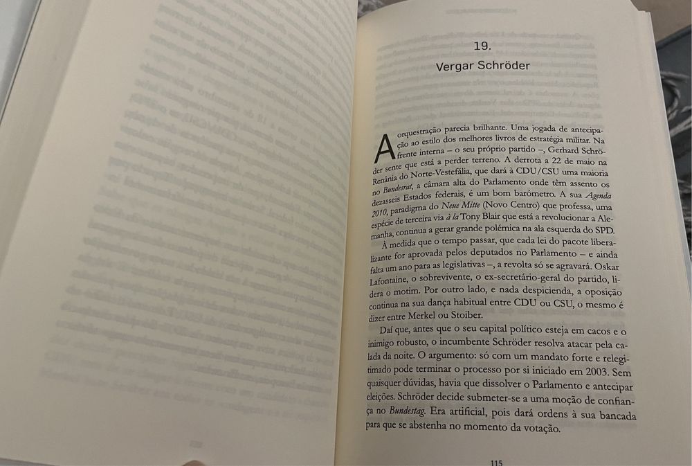 Livro O Plano Merkel de João Lopes Marques