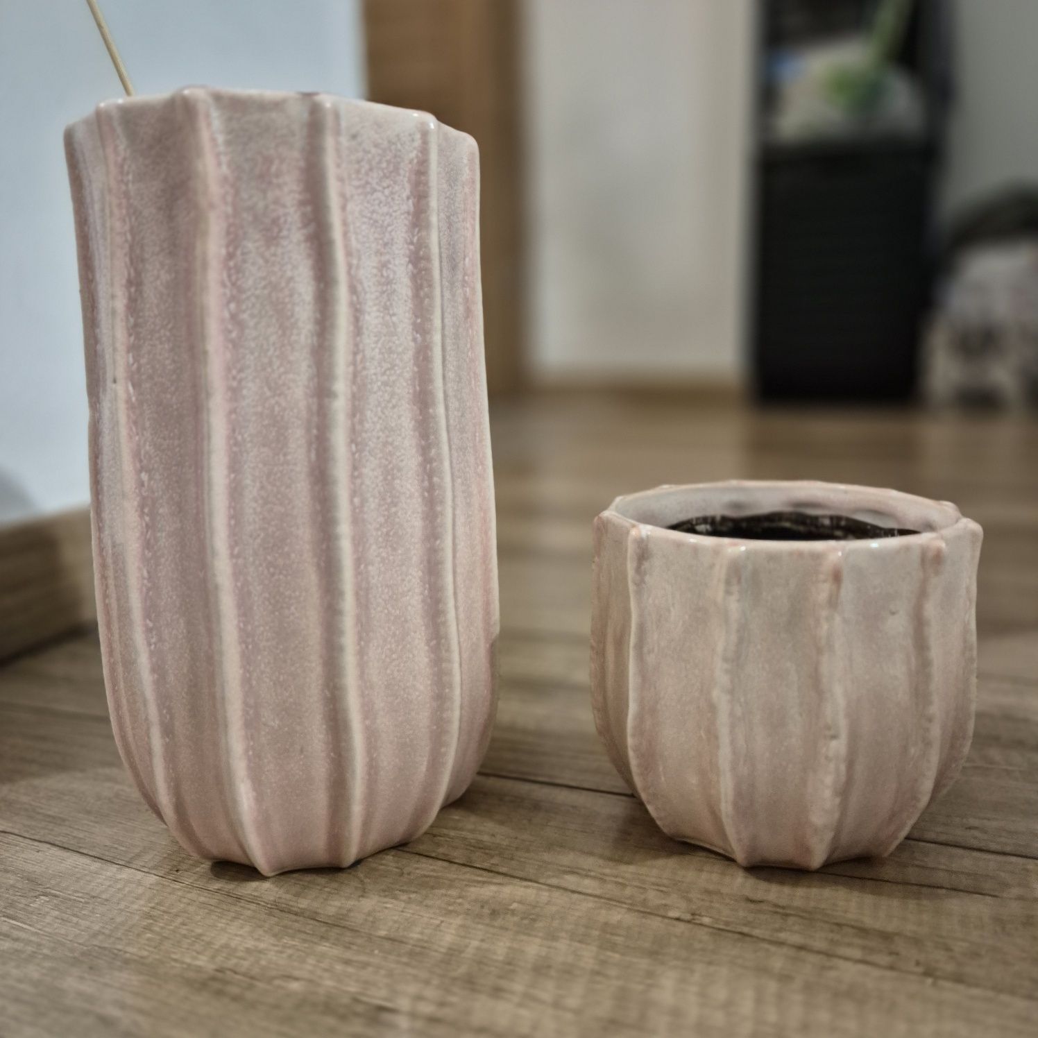 MNIEJSZA Osłonka na doniczkę handmade soft pink