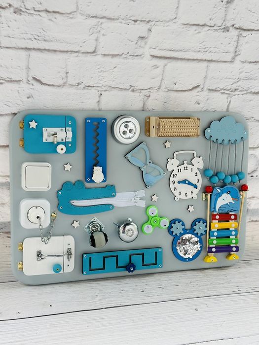 Бізіборд бізікуб