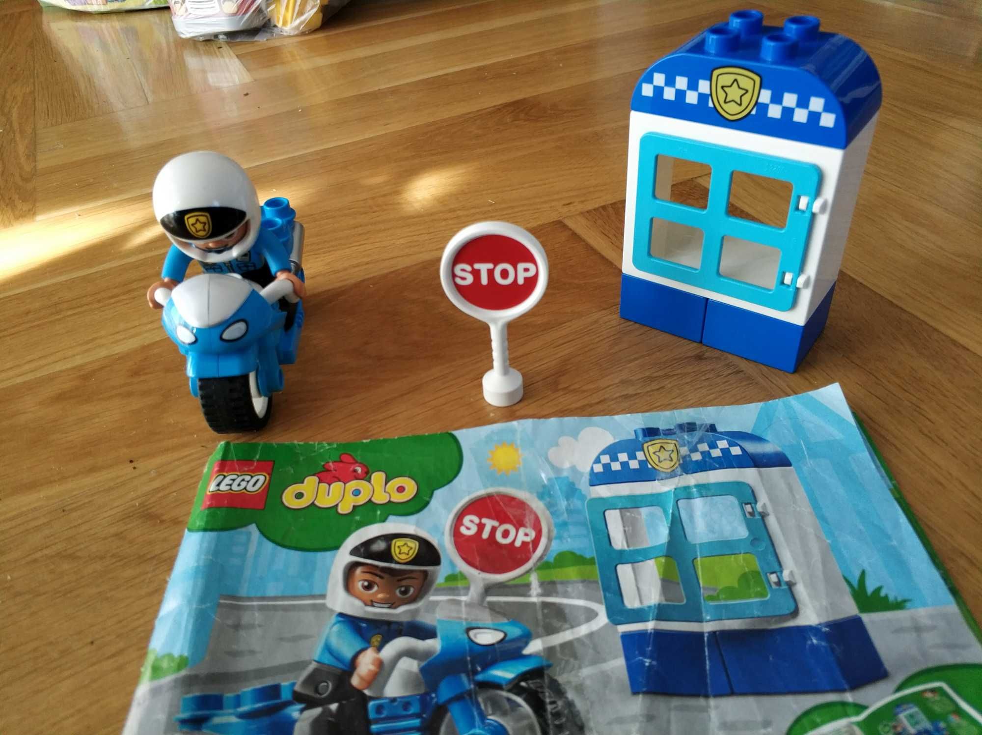 Klocki LEGO DUPLO Policyjny Motocykl 10900 + Patrol policyjny 10809