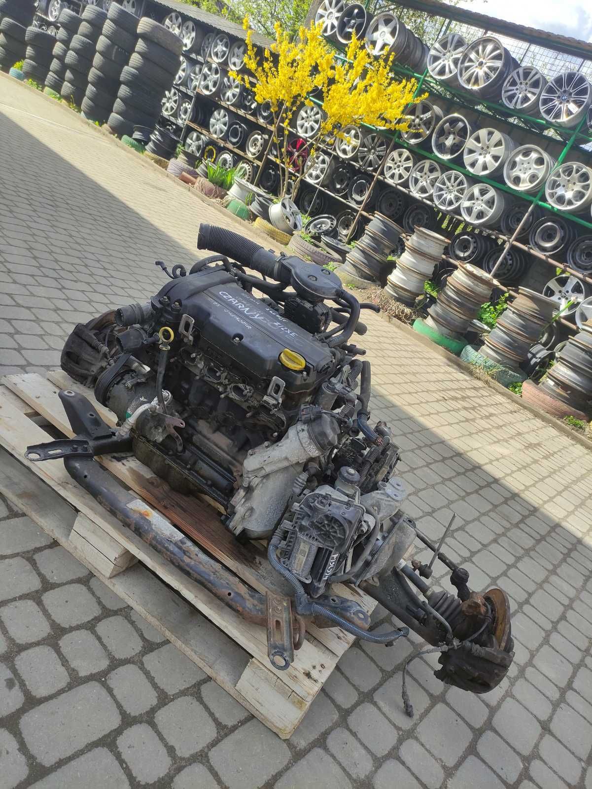 Мотор Z12XE 1.2 Бензин Opel Corsa Astra Agila Двигатель АКПП F13C394