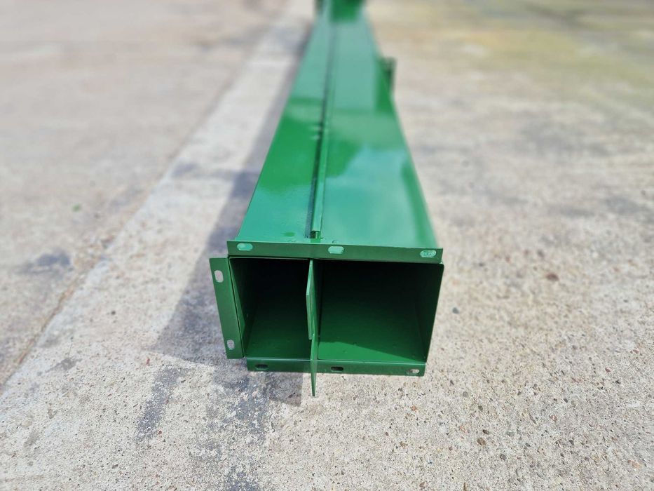 Podajnik elewatorowy zbożowy kombajnu John Deere