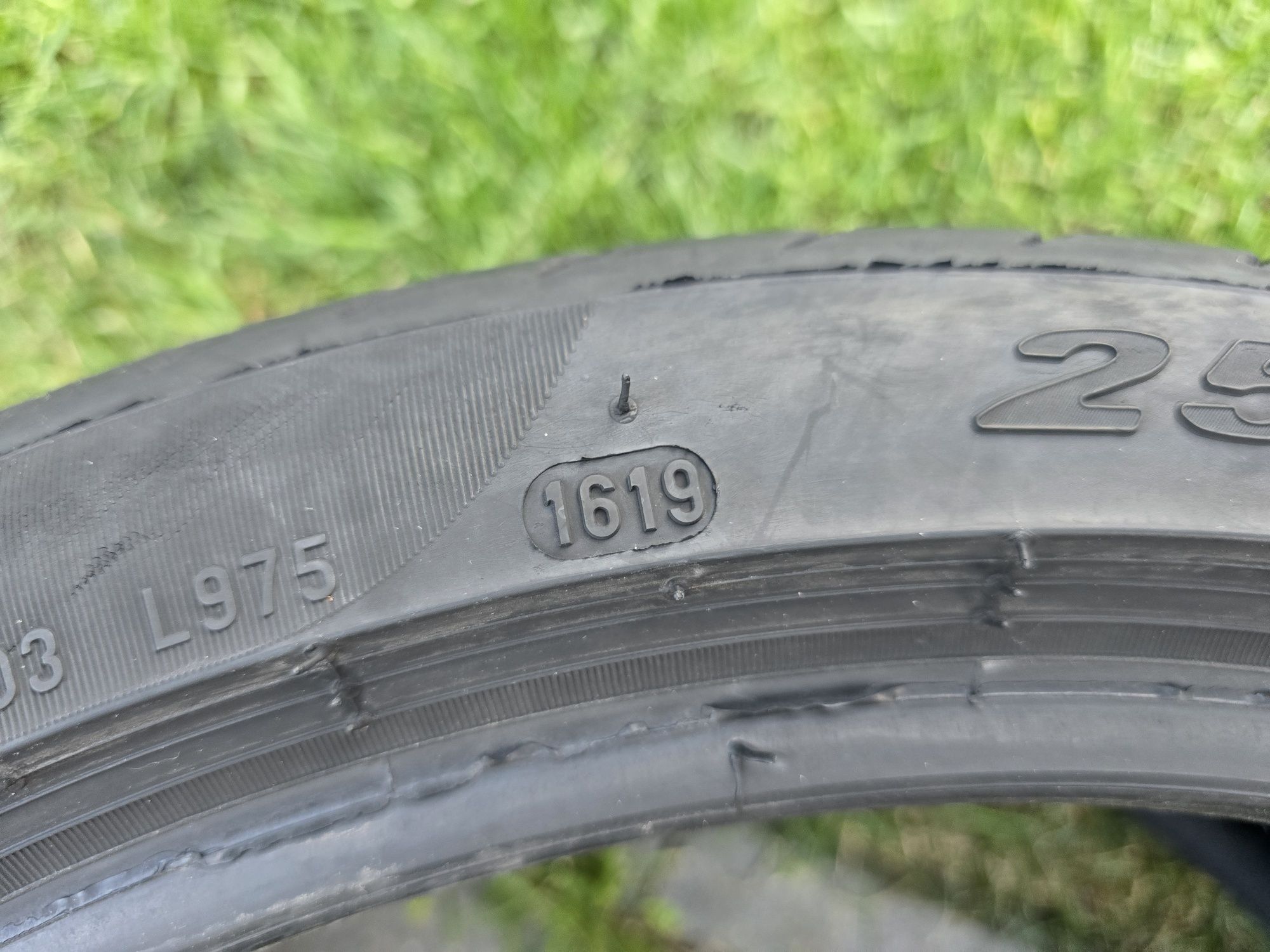 Opona letnia PIRELLI P ZERO 255 35 r19 96Y 1szt