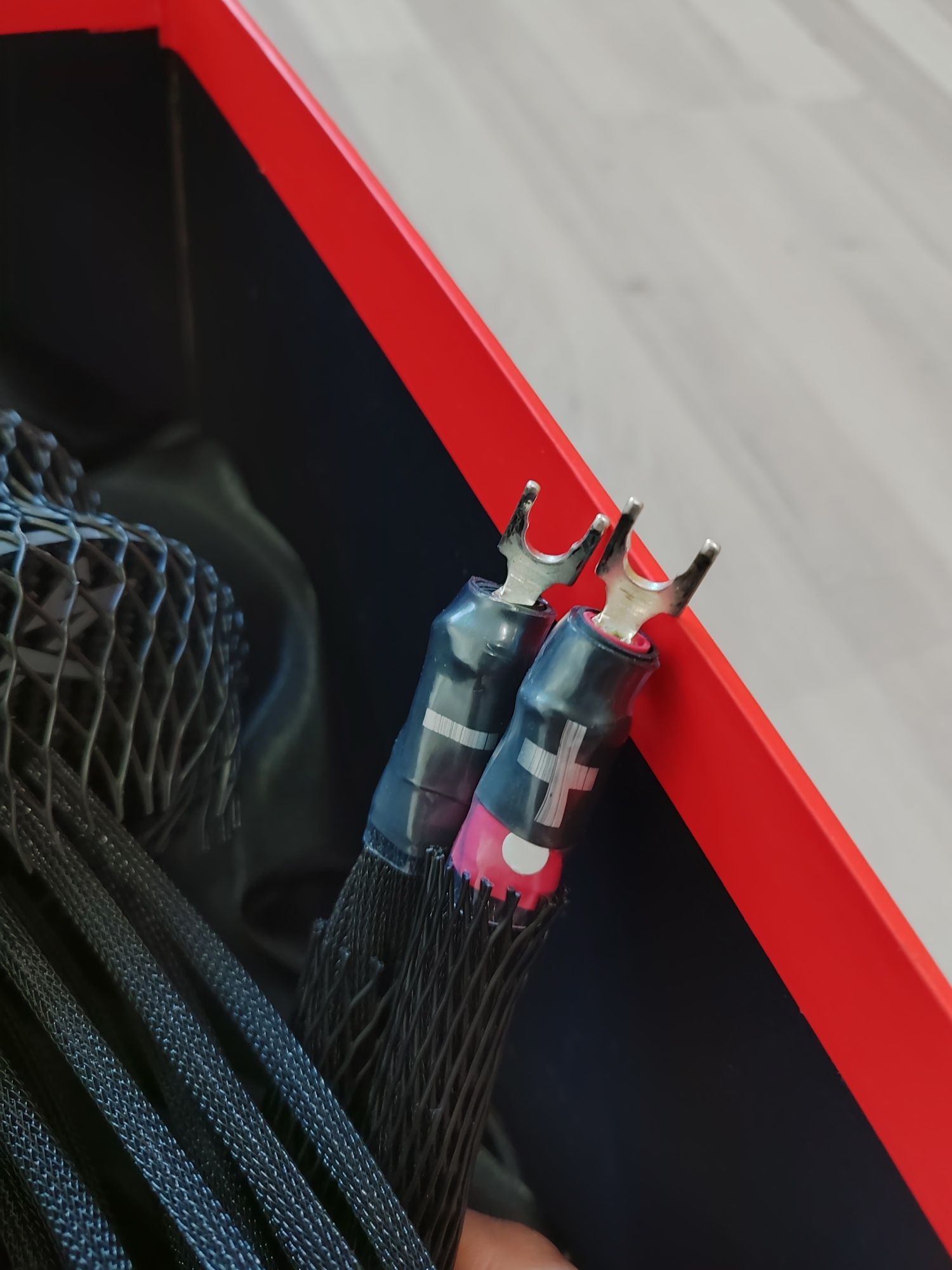 Synergistic Research SRX Hi-End Kabel głośnikowy 3.3m.Trade in