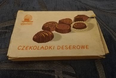 Opakowanie po czekoladkach deserowych Społem