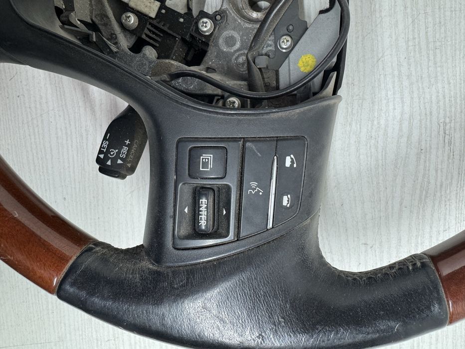 Руль Lexus RX дерево