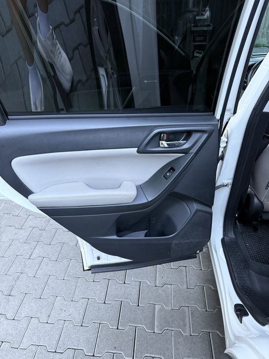 Subaru Forester 2014р в дуже збереженому стані