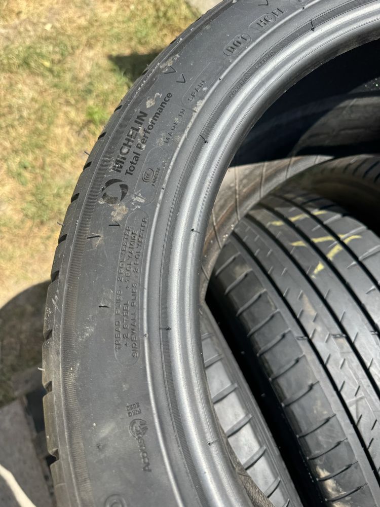 235/45R18 Michelin Pilot Sport 4