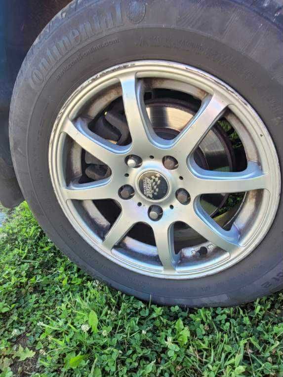 Toyota Auris 1.4 D 66kW |2014|202 tys. km|Czarny metalik|29 000 zł