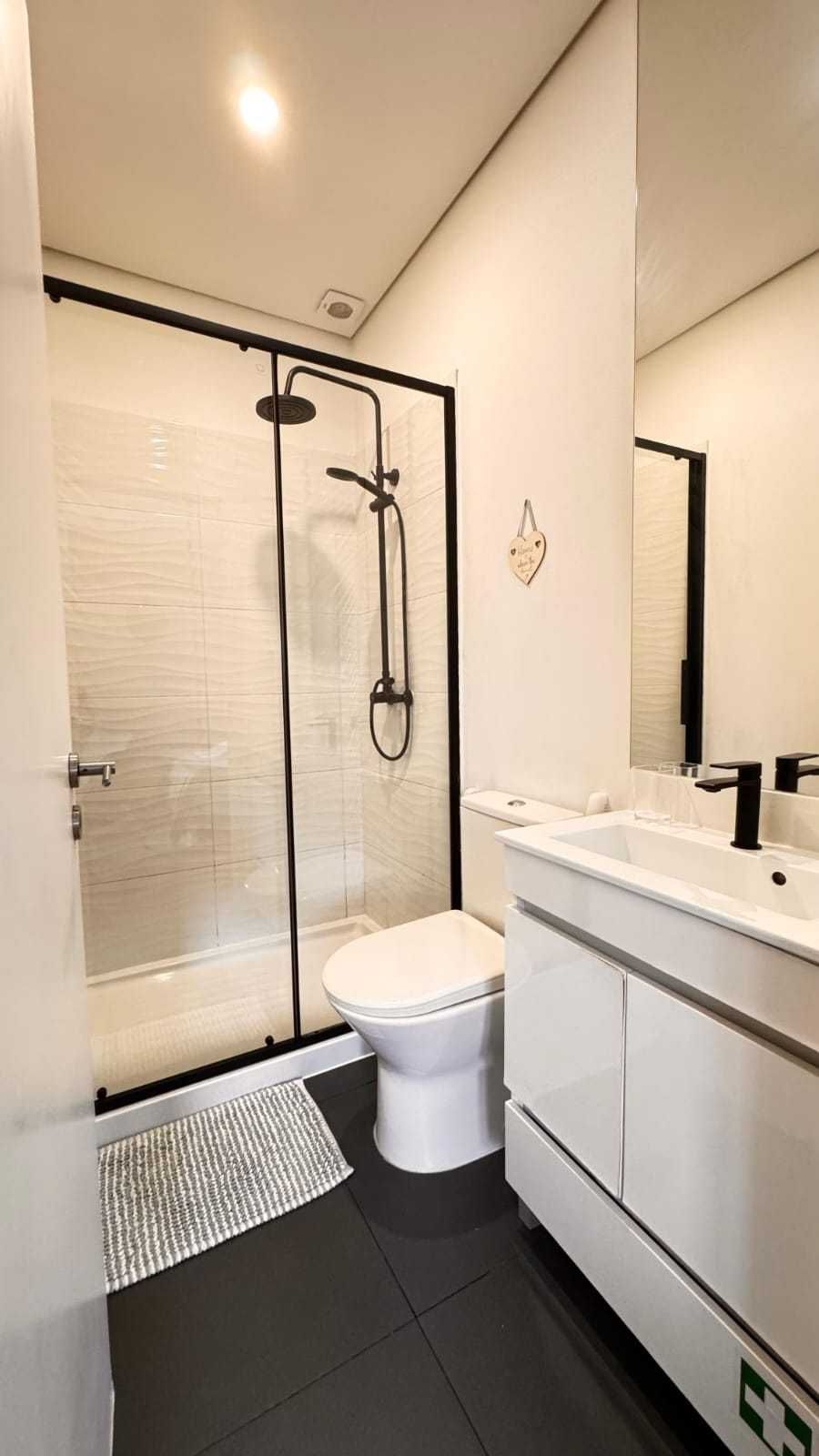 Apartamento T1 no Heroismo (contas incluidas)