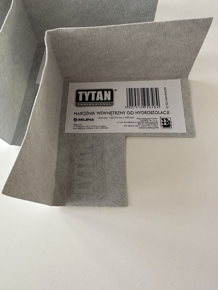 Narożnik wewnetrzny do hydroizolacji Tytan 120/70 mm x 140