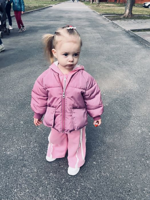 Костюм , комплект , набір одягу для дівчинки