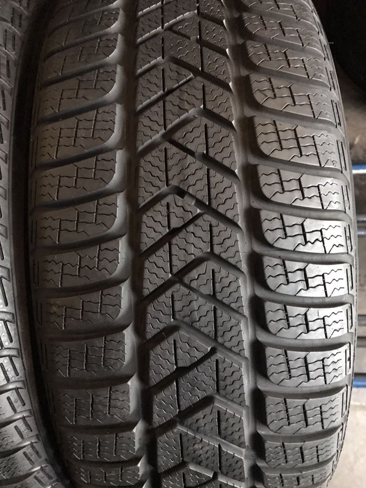 225/50/18 Pirelli SottoZero 3 4шт зима