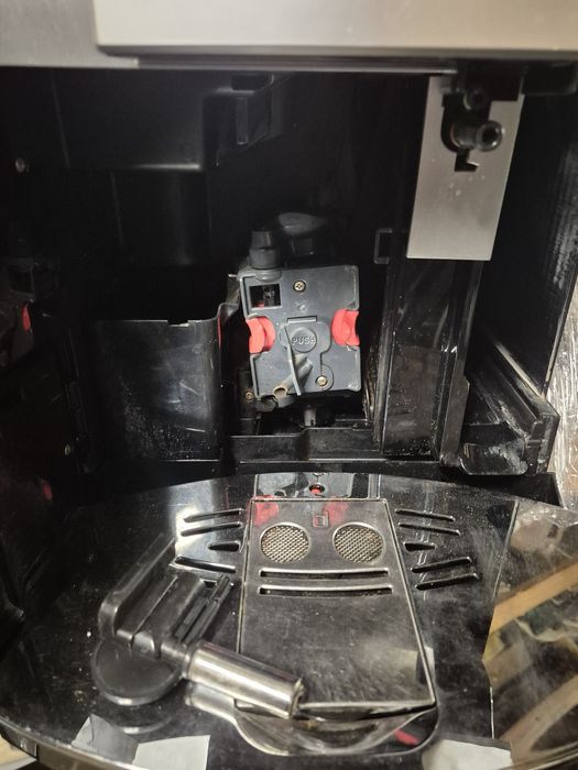 Кавоварка Delonghi