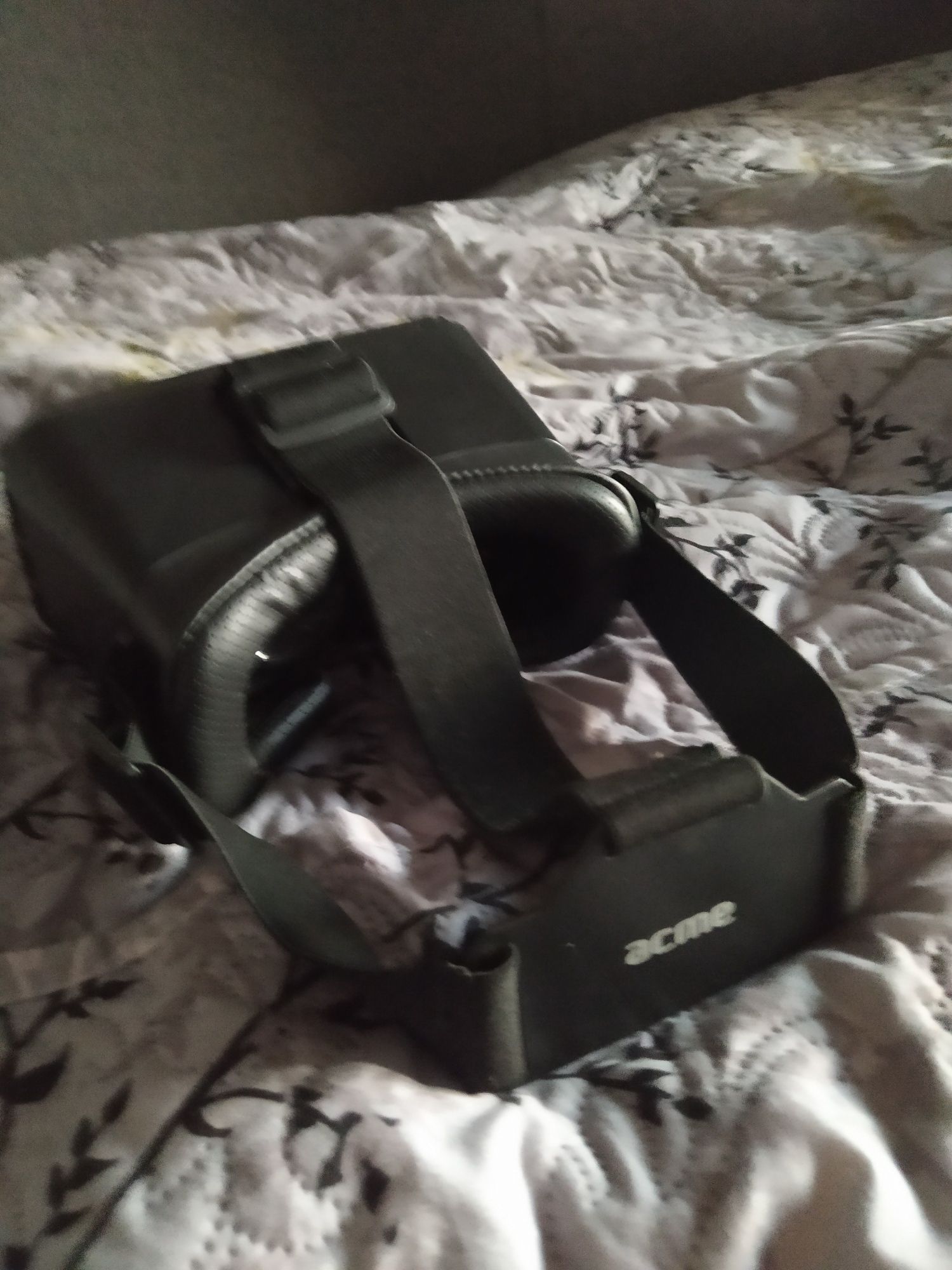 virtual reality glasses acme