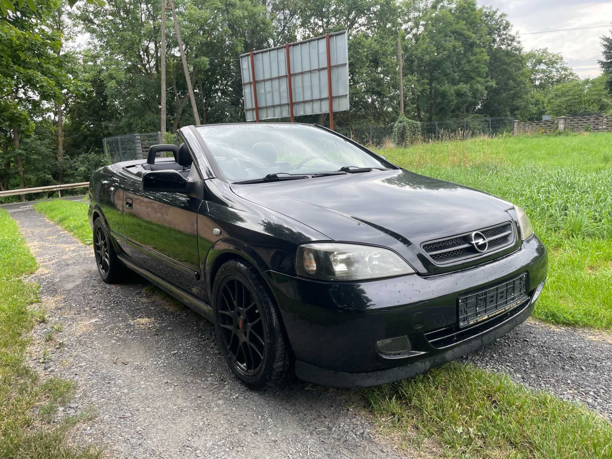2005 Opel Astra  BERTONE kabriolet 1.6 94000 km.
