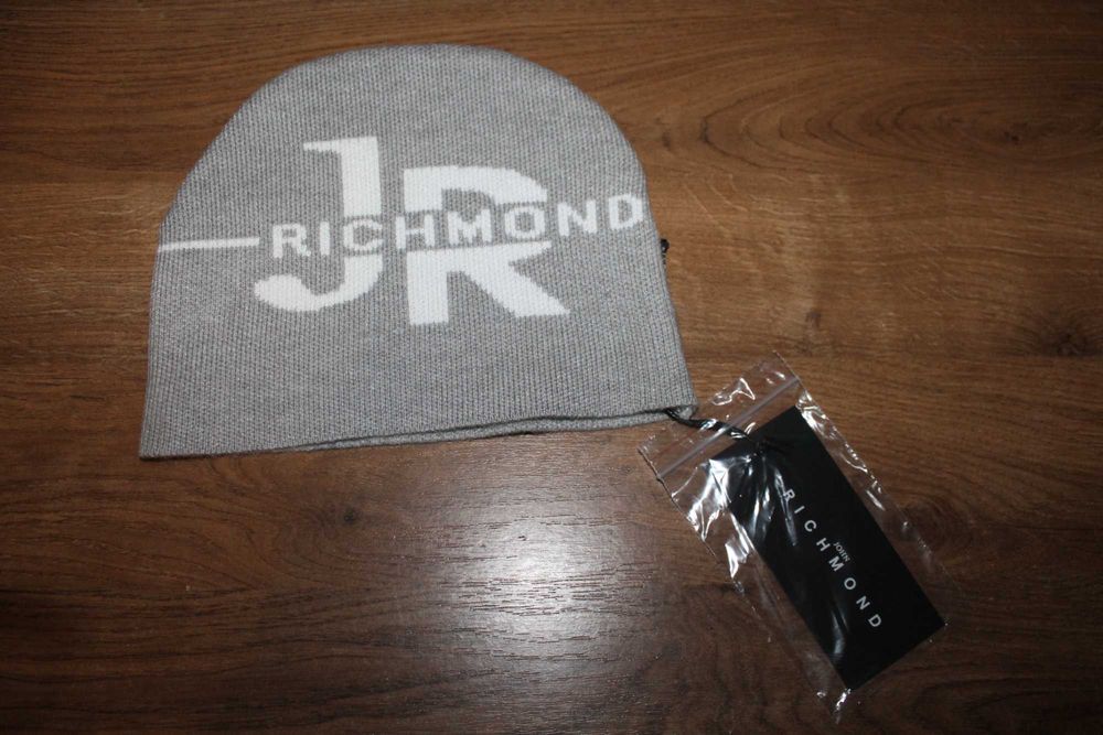 Чоловіча оригінальна шапка John Richmond