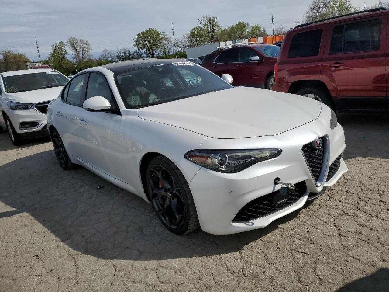 2018 Alfa Romeo Giulia Ti Q4