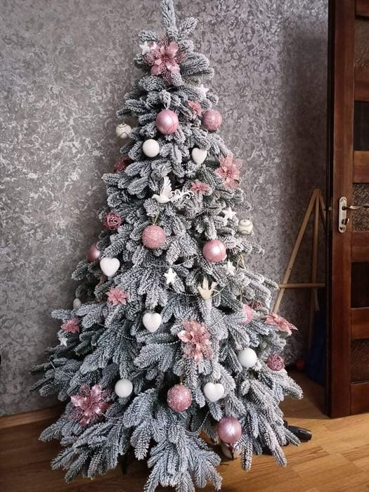 Ковалівська засніжена. Лита ялинка