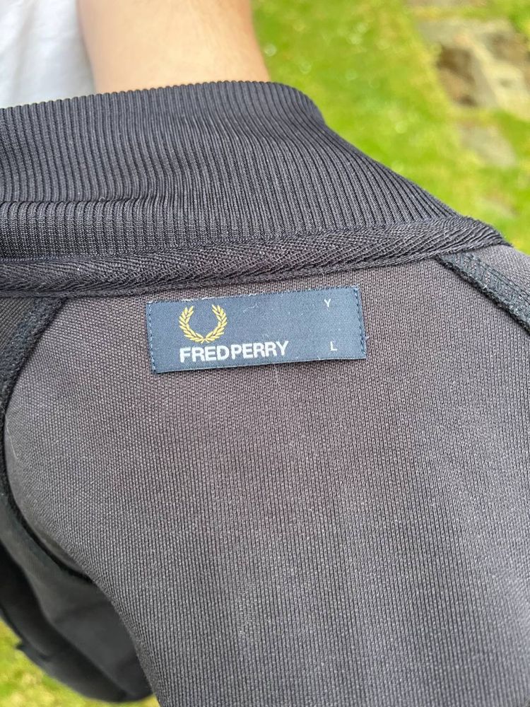 Fred perry олімпійка на лампасах / fred perry / фред пері / фред пери