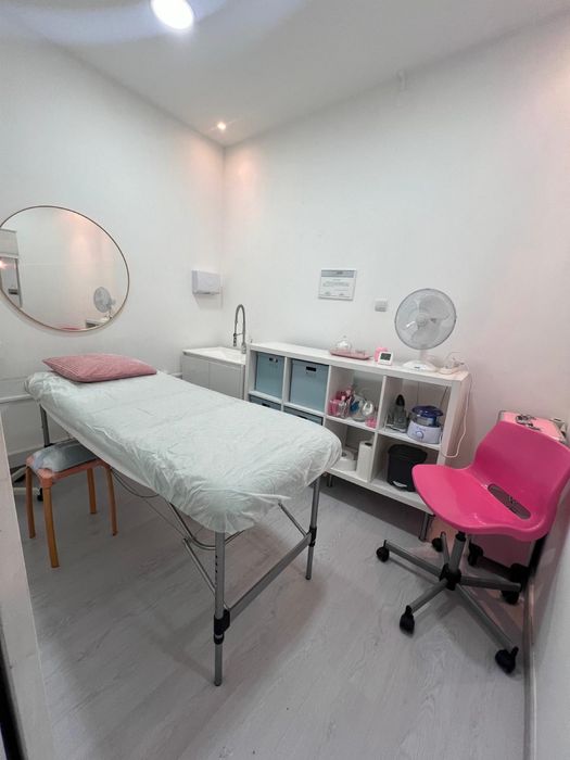 Loja em Alverca com ponto de Cabelereiro