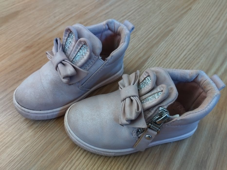 Botki różowe króliczki 13 cm
