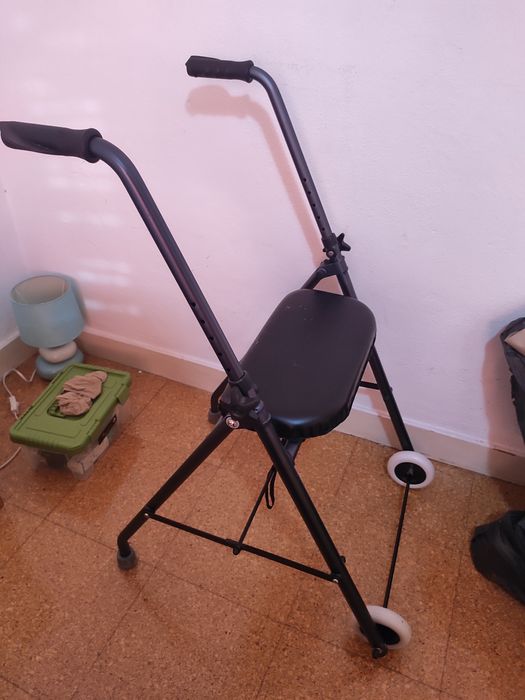 Andarilho para idosos