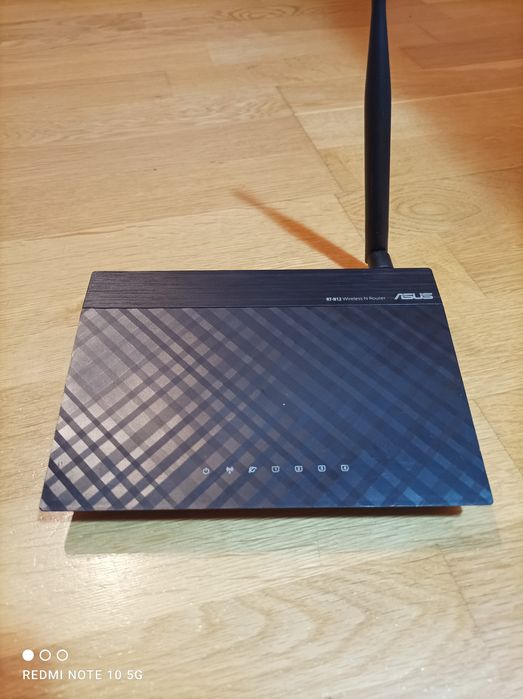 Router ASUS RT-N12