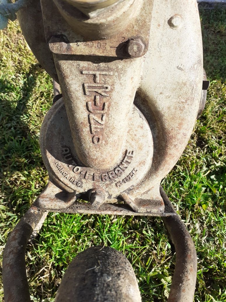 Vendo motor de rega Bernard usado a tirar água com chupador incluído