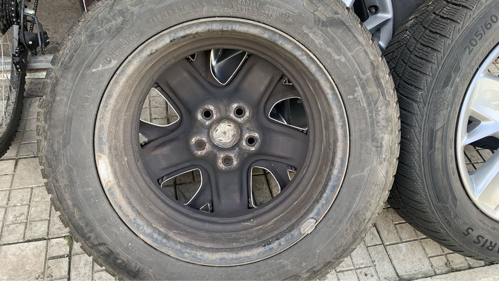 5/114.3/16 рено зима