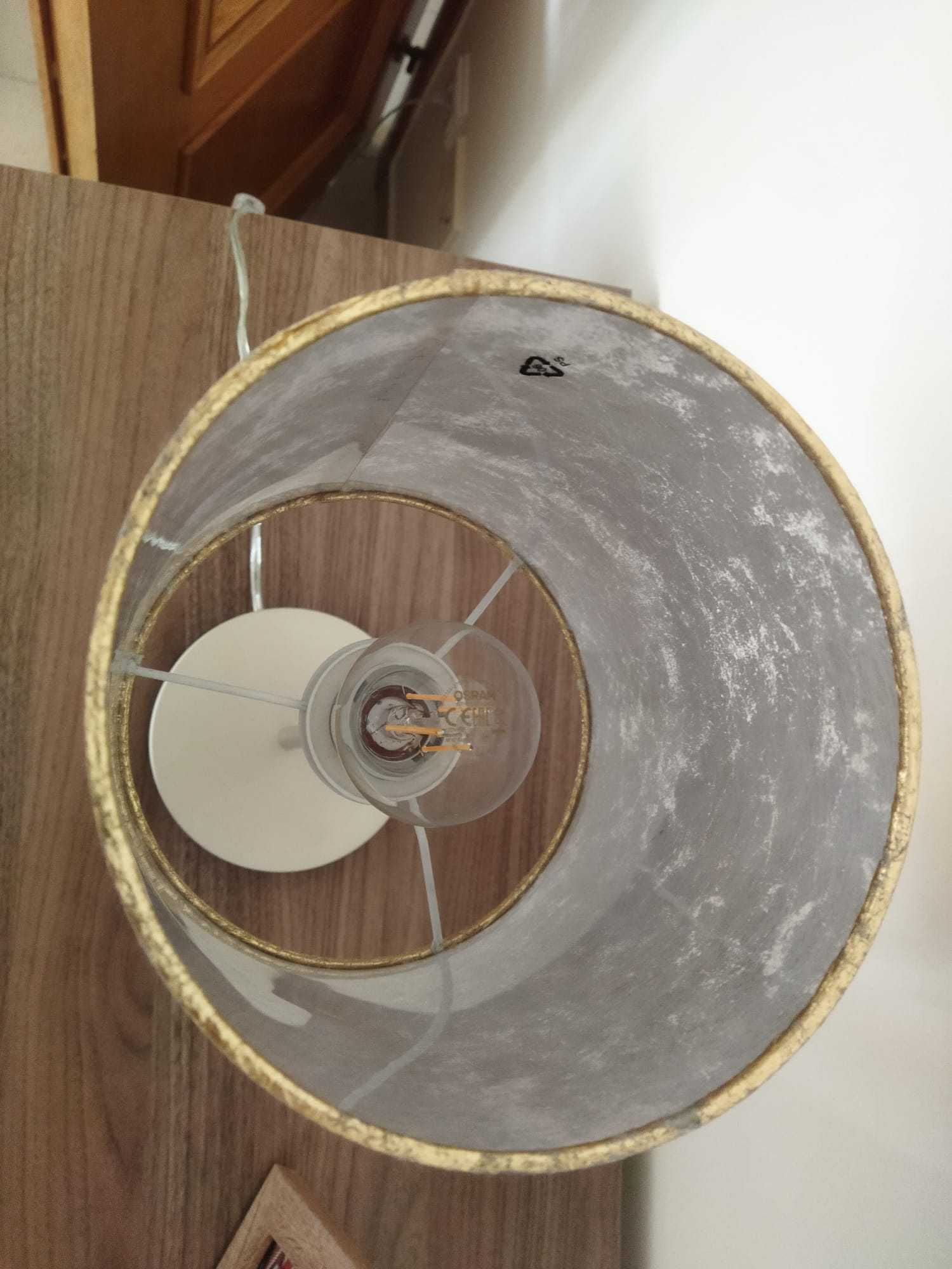Vendo Candeeiro de Sala, em excelente estado.