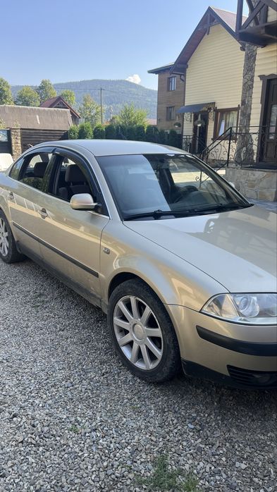 Пасат б5+ в хорошому стані