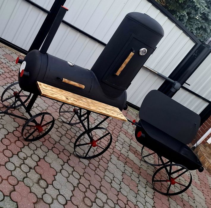Nowy Grill z Wędzarnią Ciuchcia