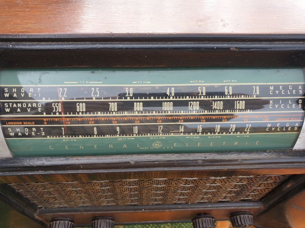 Radio antigo da general electric