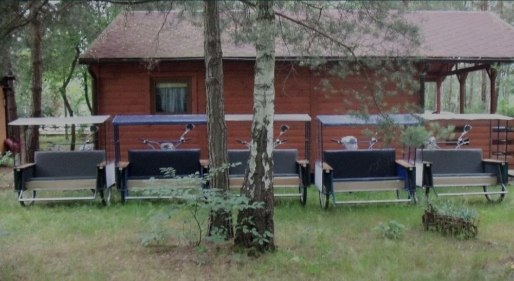Riksze nowe z powierzchnią na reklamę