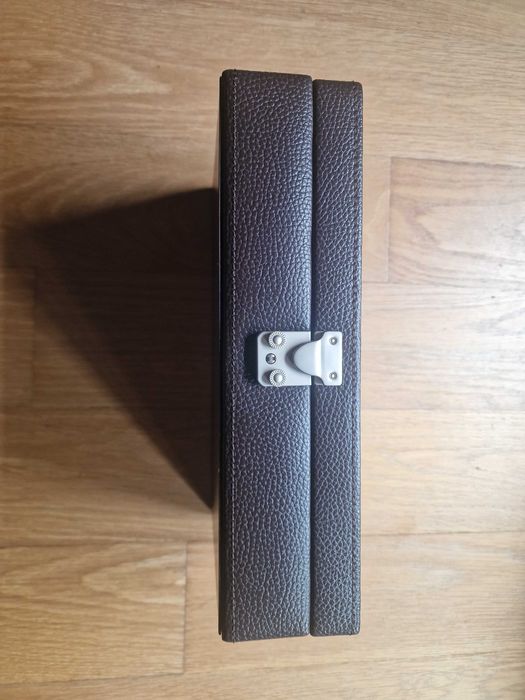 Caixa para 10 relógios