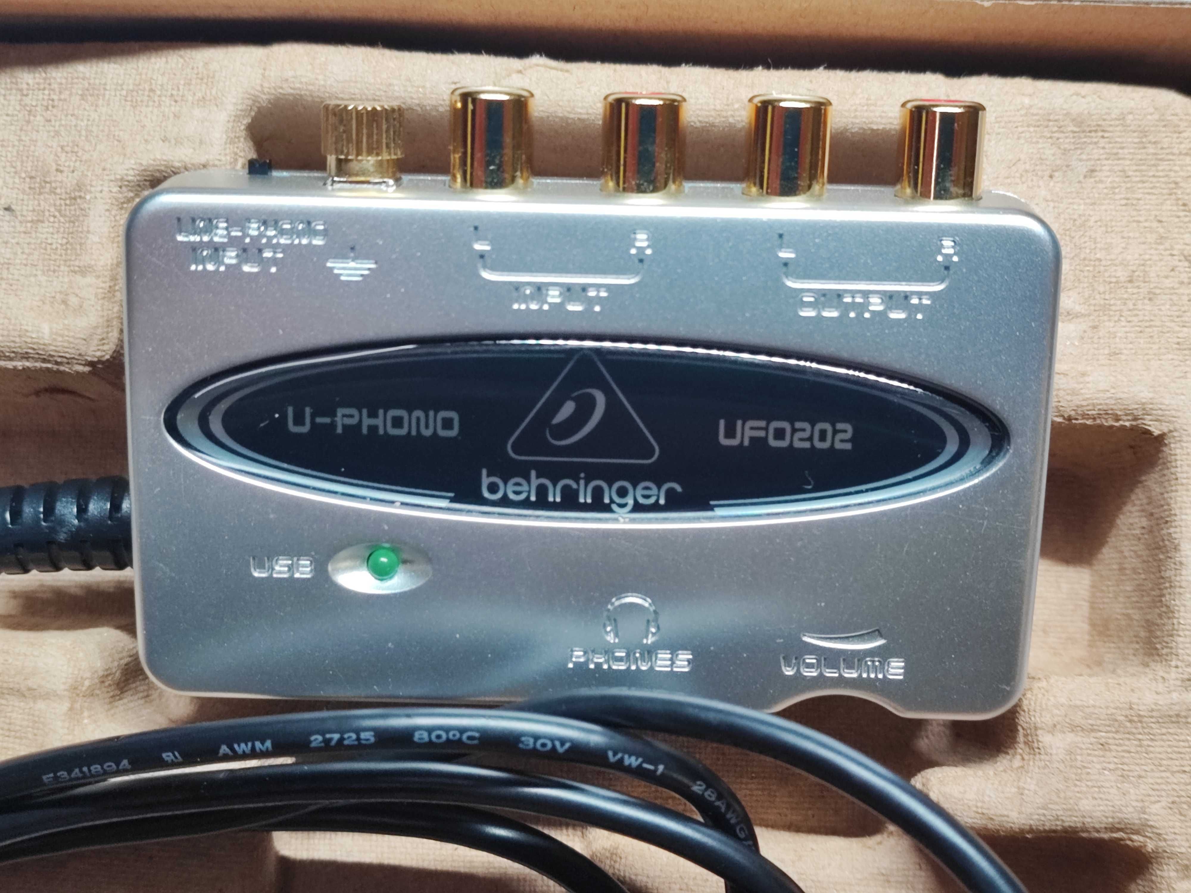 Interfejs audio Behringer UFO202,  USB - RCA,  karta dźwiękowa USB