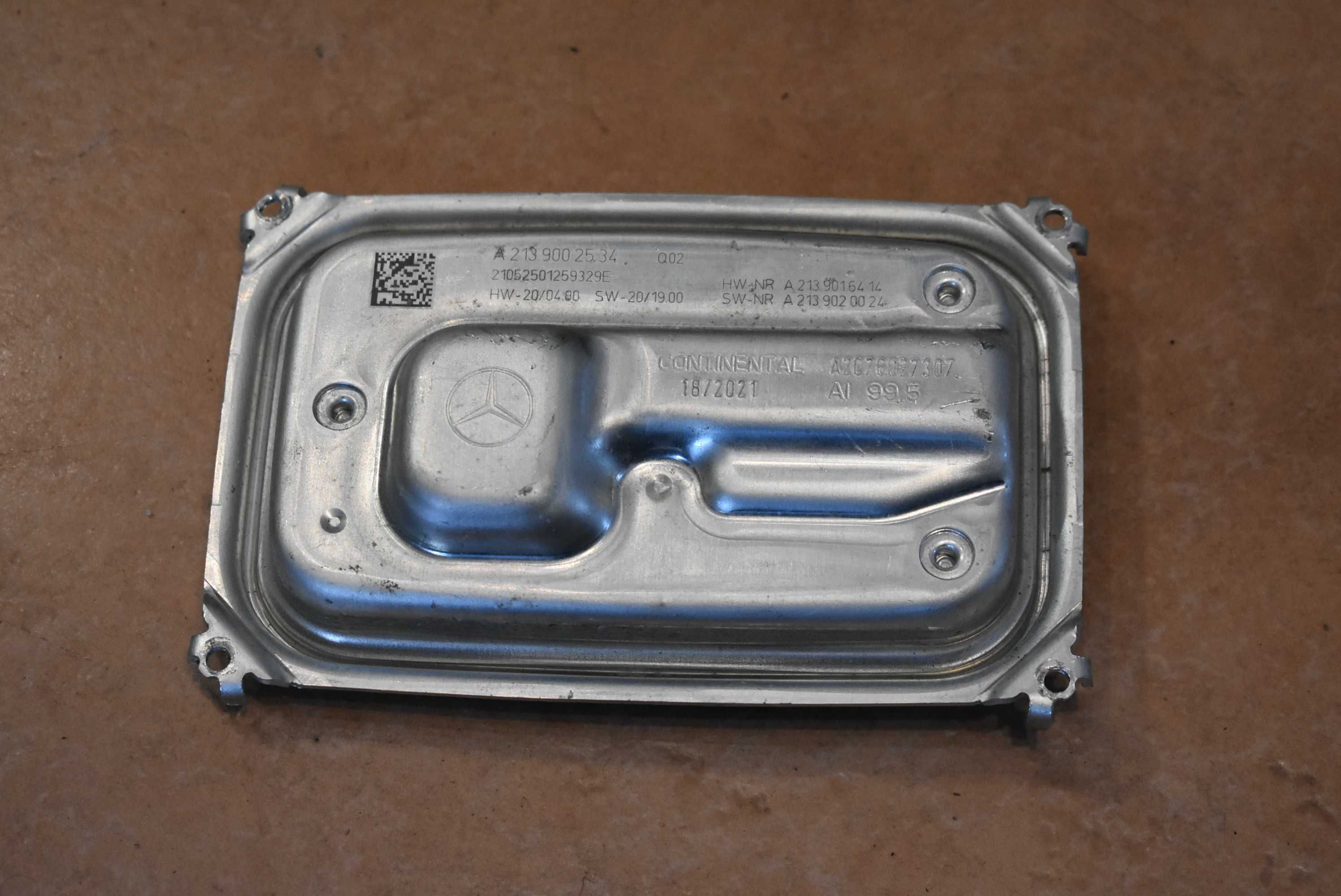 Mercedes W167 W213 przetwornica lampy LED A2139  002534