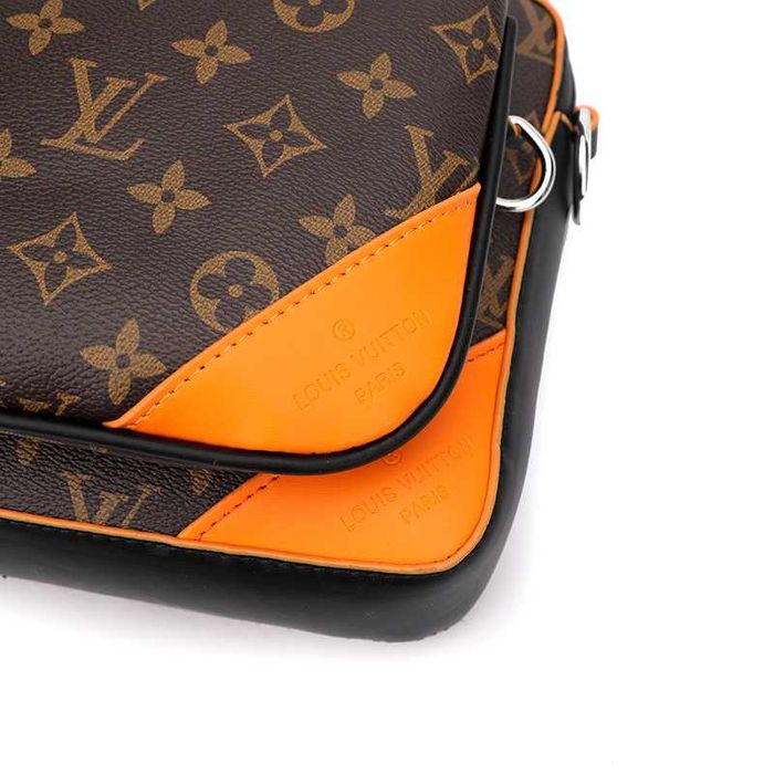 Сумка Мессенджер через плече LV - LOUIS VUITTON - коричнева монограм