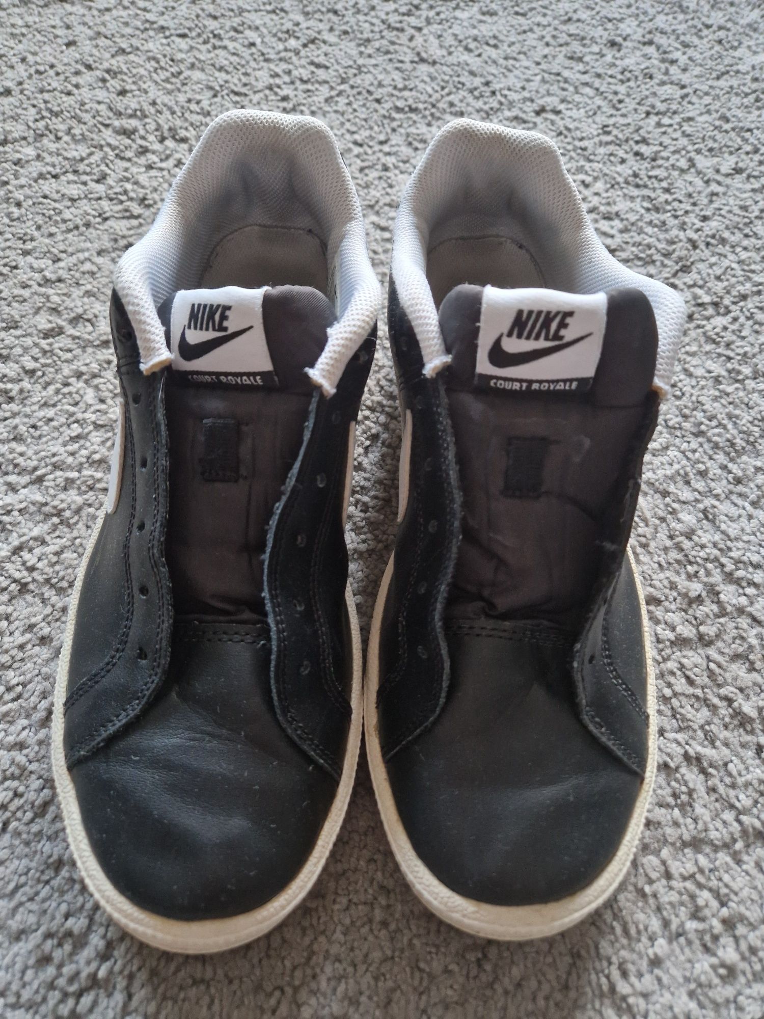 Buty sportowe marki Nike roz 42