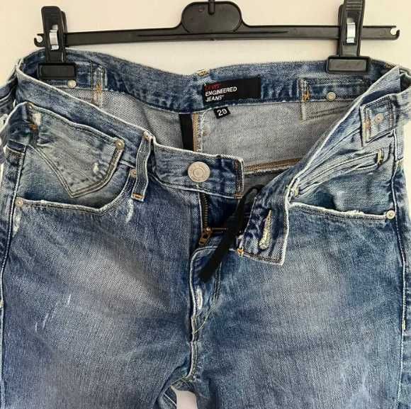 Levis engineered novas tamanho 29