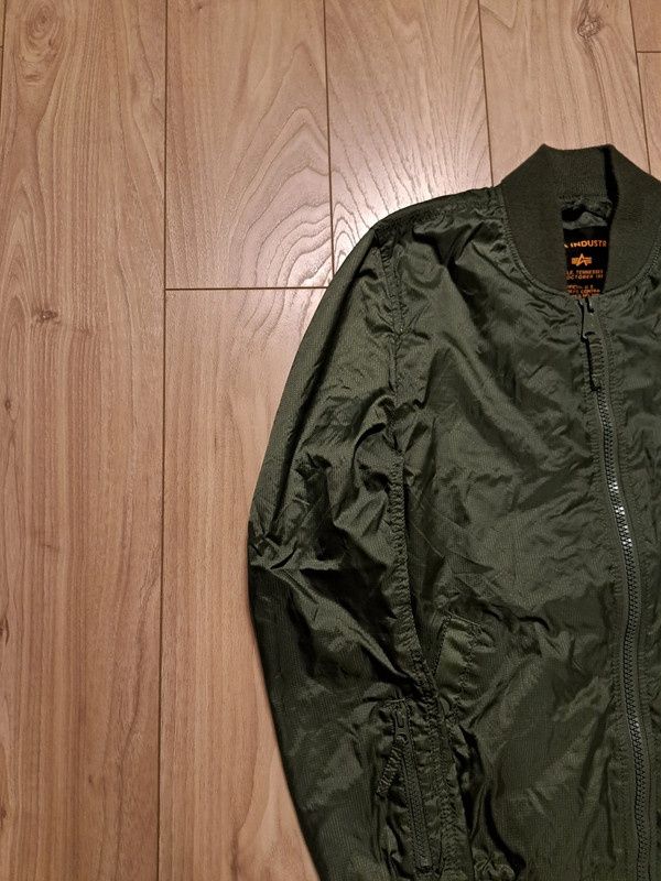 Kurtka Alpha Industries Bomber
S·Bardzo dobry·Alpha Industries
180,00