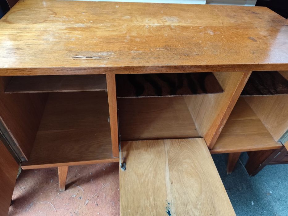 Komoda, szafka pod radio typ 859 Głuchołaskie Fabryki Mebli unikat PRL