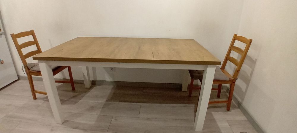 Stół + 6 krzeseł