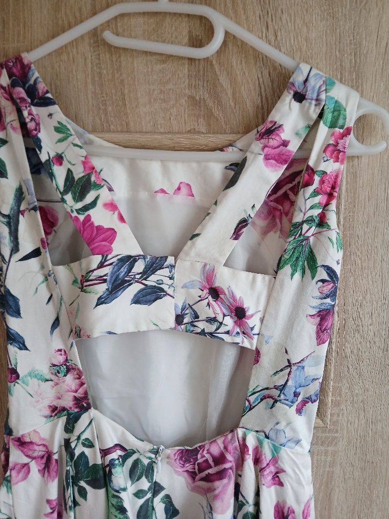 Sukienka letnie w kwiaty 34- 36