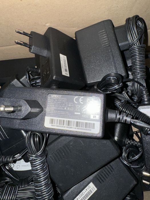 Блок питания (блок живлення) 12в та 5в (коннектор, штекер: 5,5/2,5мм)